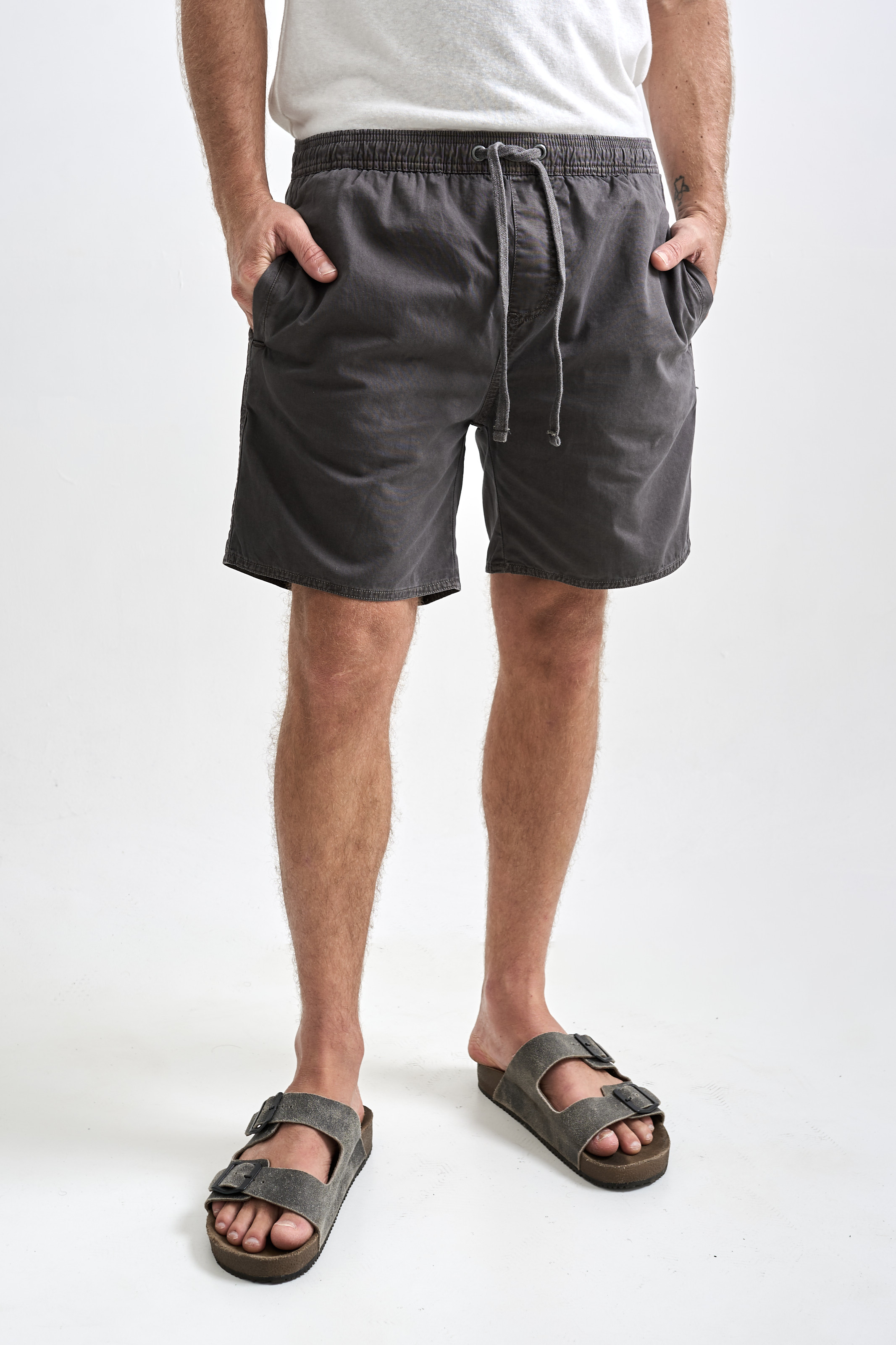Stone Shorts Vale Cinza Escuro | Austral