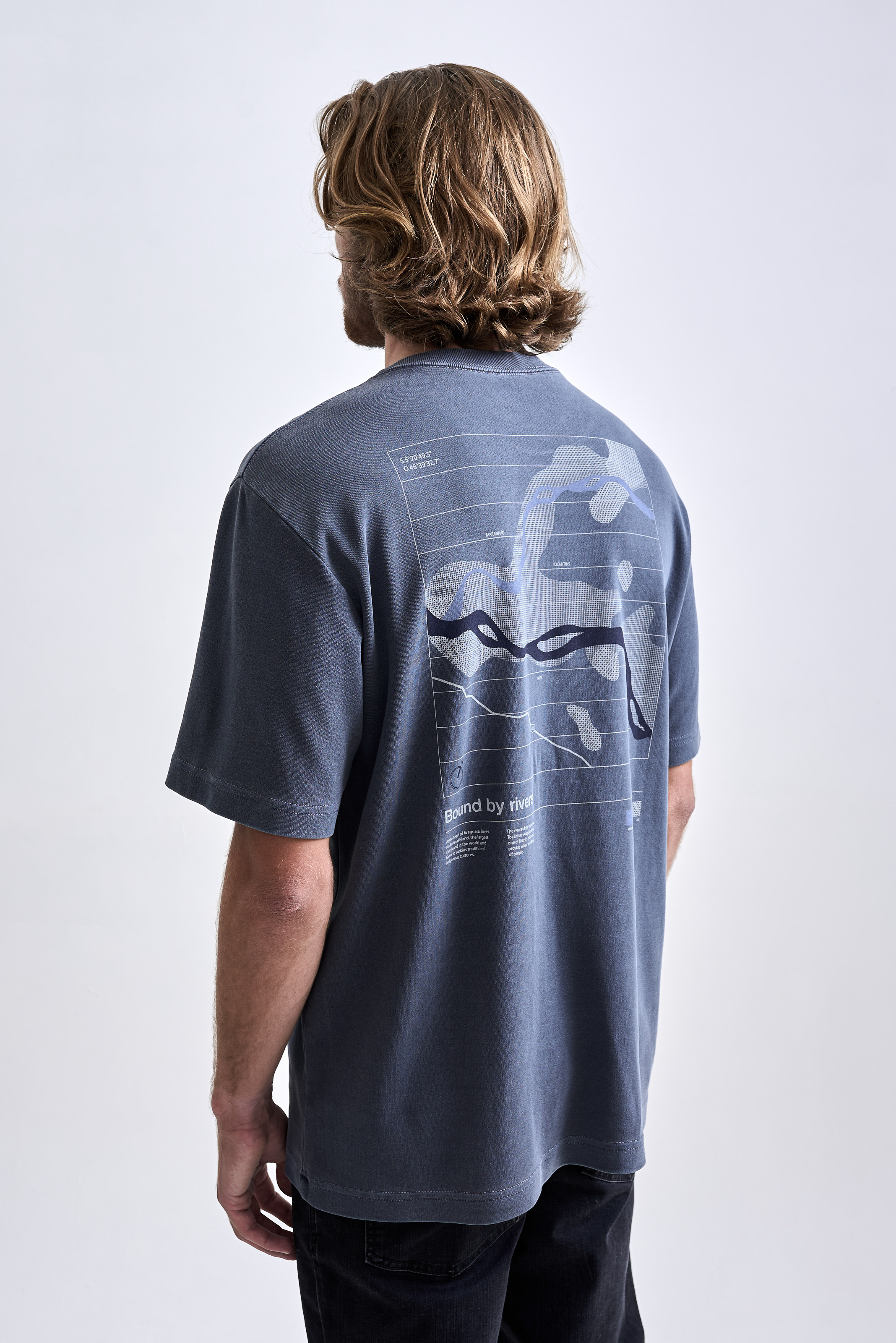 Camiseta Oversized Bound Stone Azul Midnight | Austral