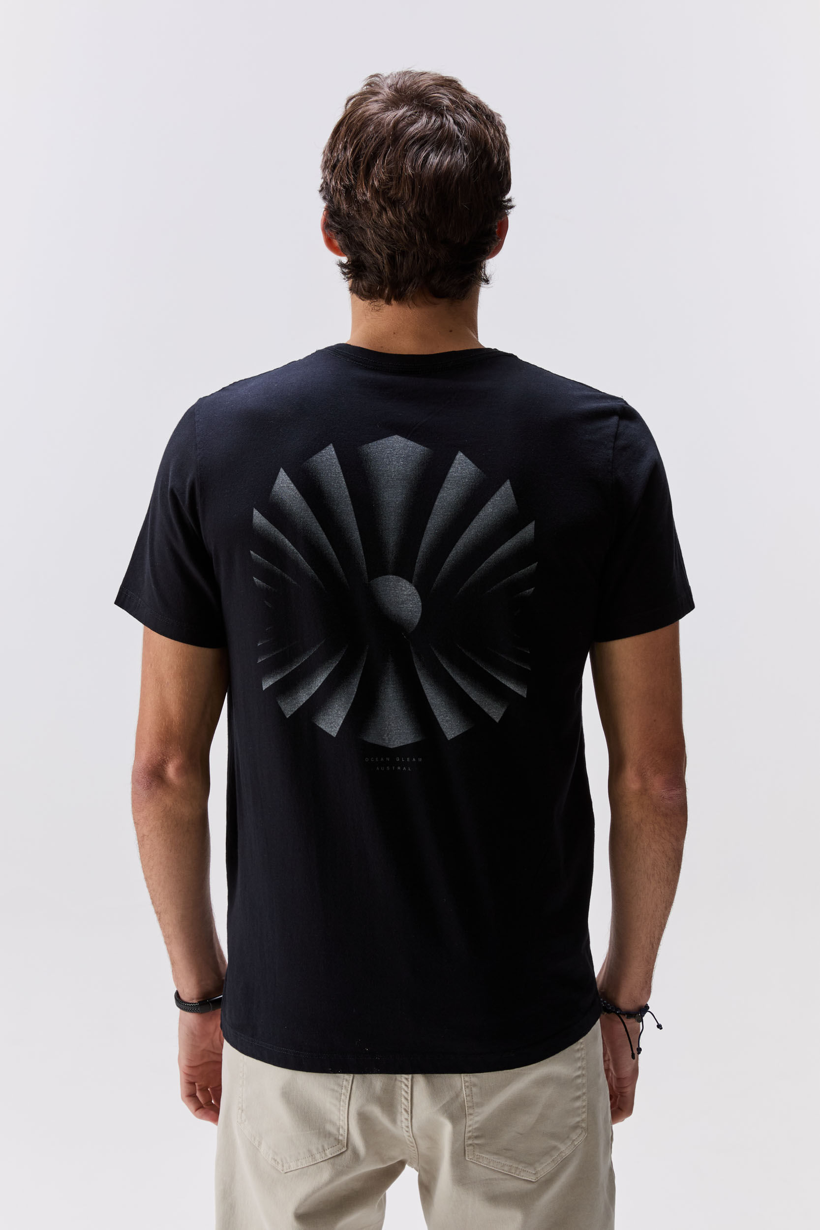 Camiseta Graphic Gleam Preto